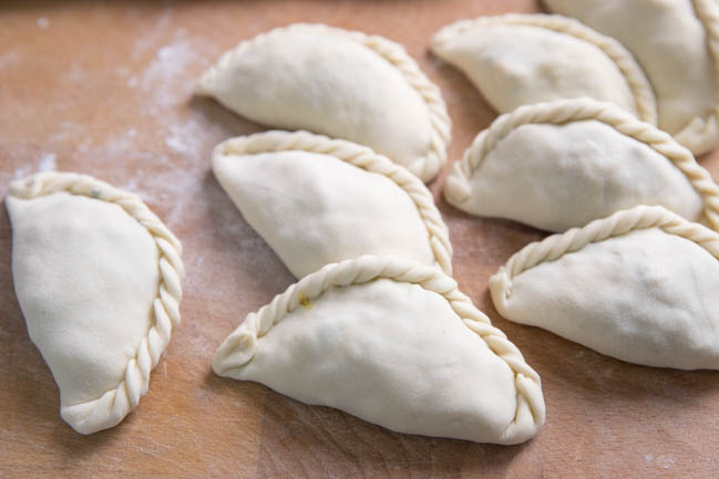 chive and egg dumplings|chinasichuanfood.com