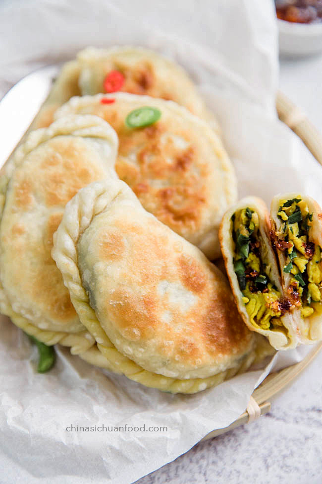 chive and egg dumplings |chinasichuanfood.com