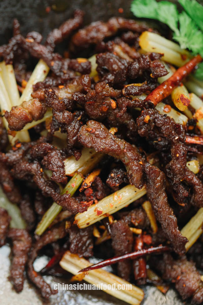 This image has an empty alt attribute; its file name is Dry-fried-beef-20.jpg