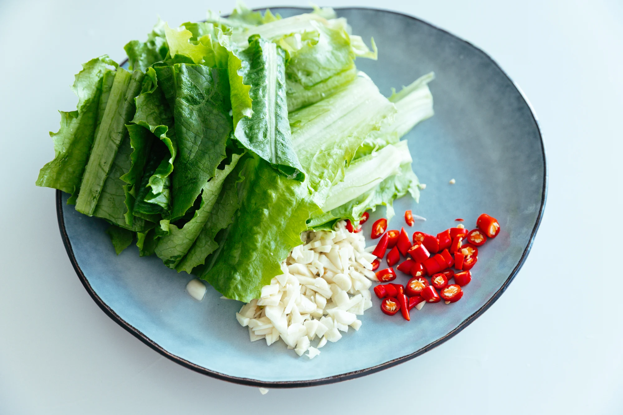 beef and lettuce stir fry