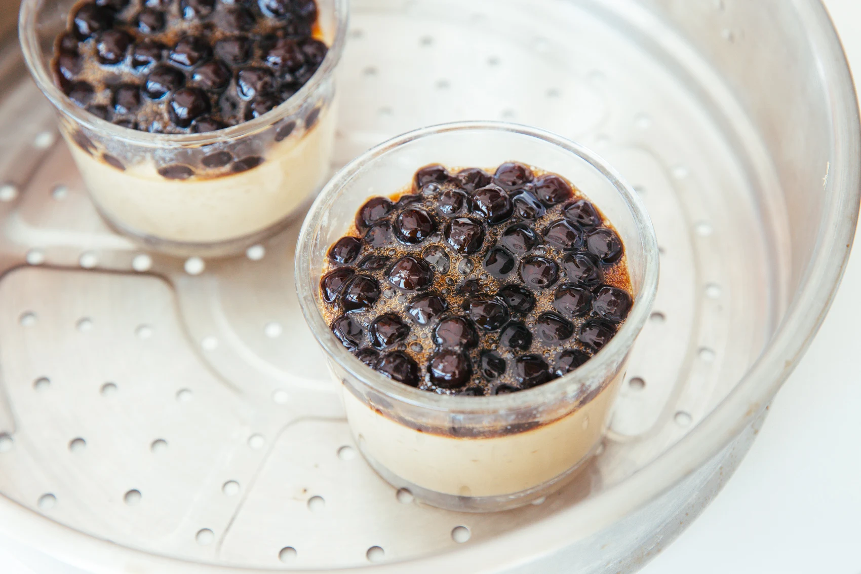 steamed milk pudding with boba pearls | chinasichuanfood.com
