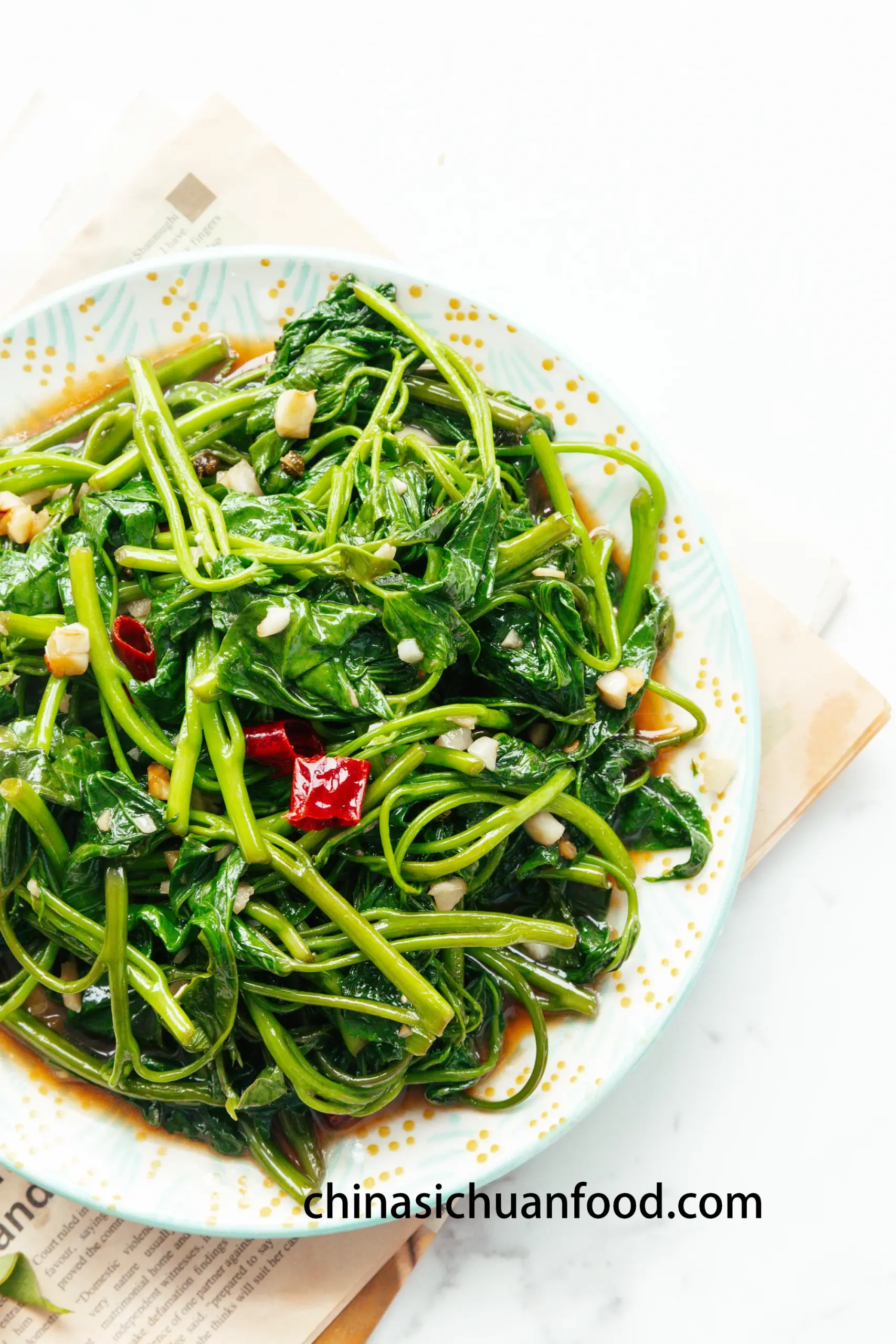 sweet potato leaf stir fry | chinasichuanfood.com